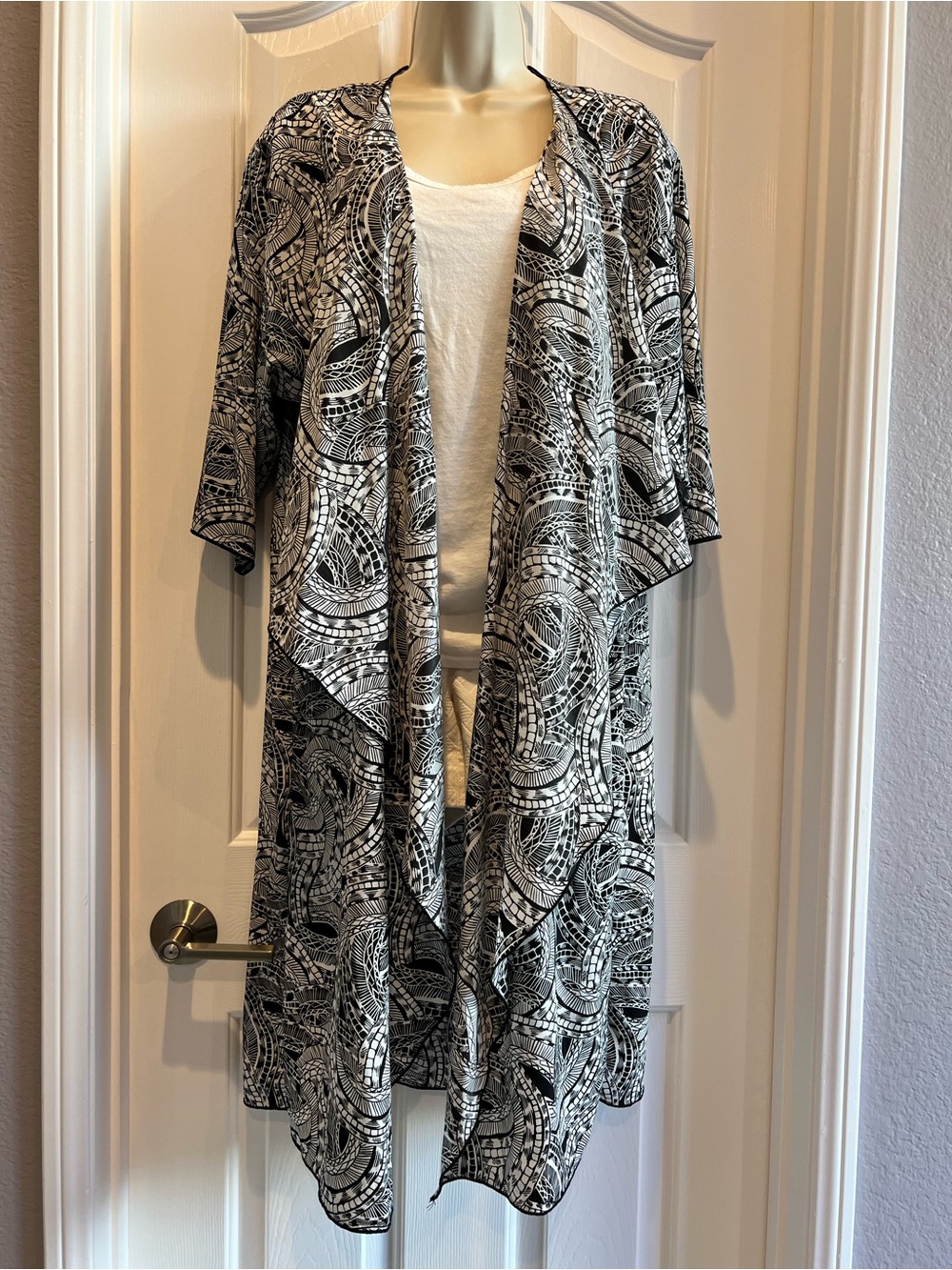 LuLaRoe Black & White Patterned Duster Cardigan
